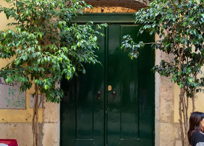 3br Duplex With Lift & Ac By Host For Us Διαμέρισμα