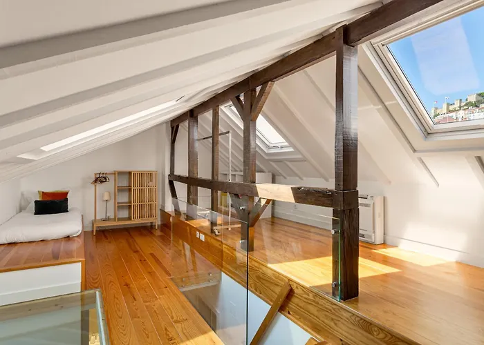 3br Duplex With Lift & Ac By Host For Us *