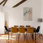 3br Duplex With Lift & Ac By Host For Us *